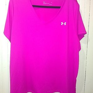 Women's 2x, hot pink Under Armour t-shirt